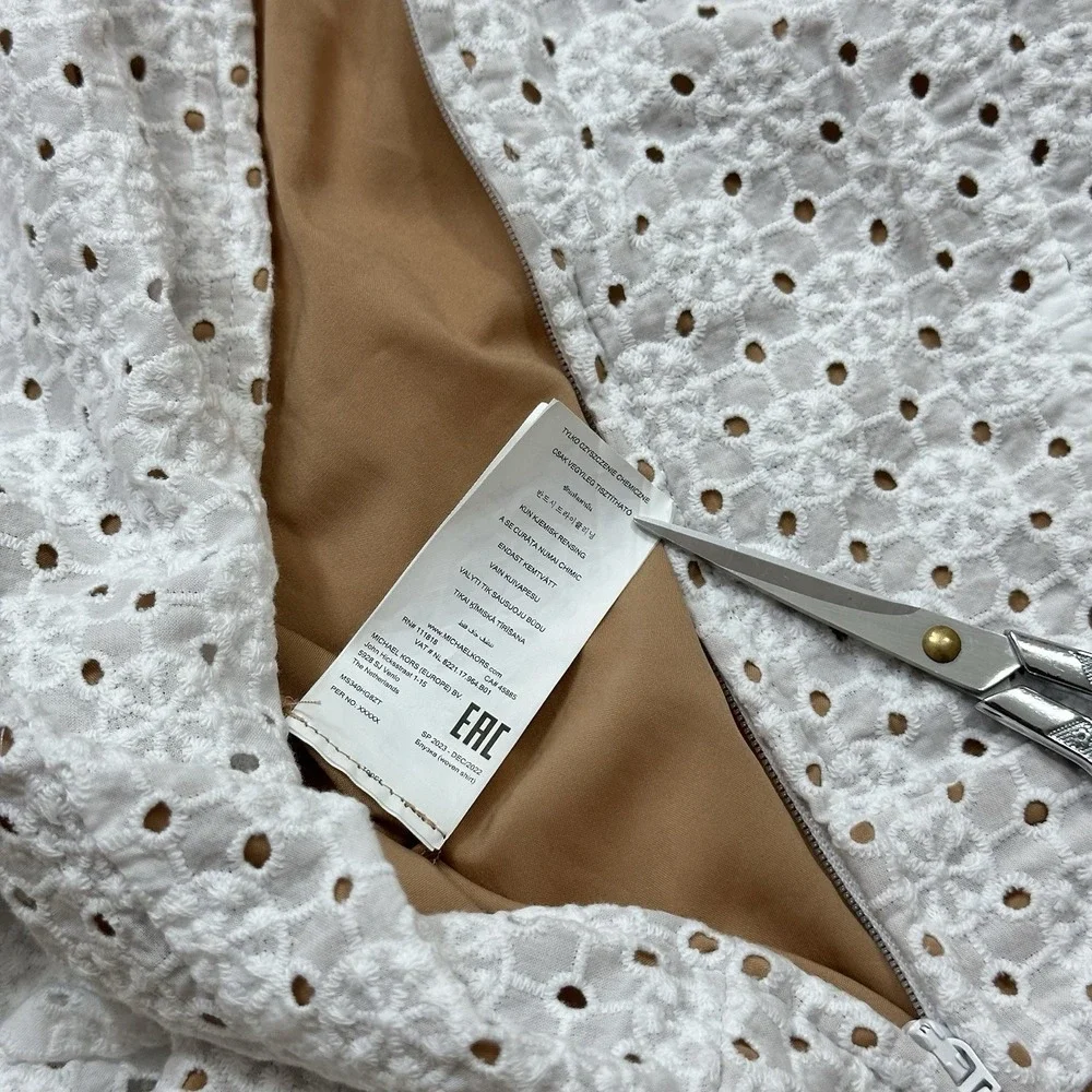 MICHAEL MICHAEL KORS Geo Eyelet Cropped Short Sleeve Top White Size 0‎ XS $155